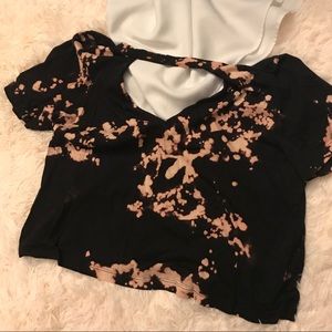 Tie Dye Cropped Shirt with Key Hole